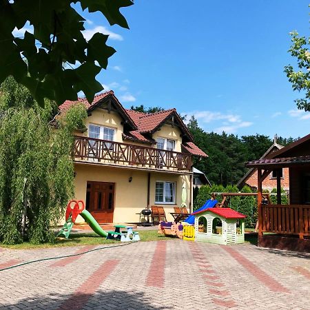 Pokoje Pod Kasztanami Jantar Ngoại thất bức ảnh